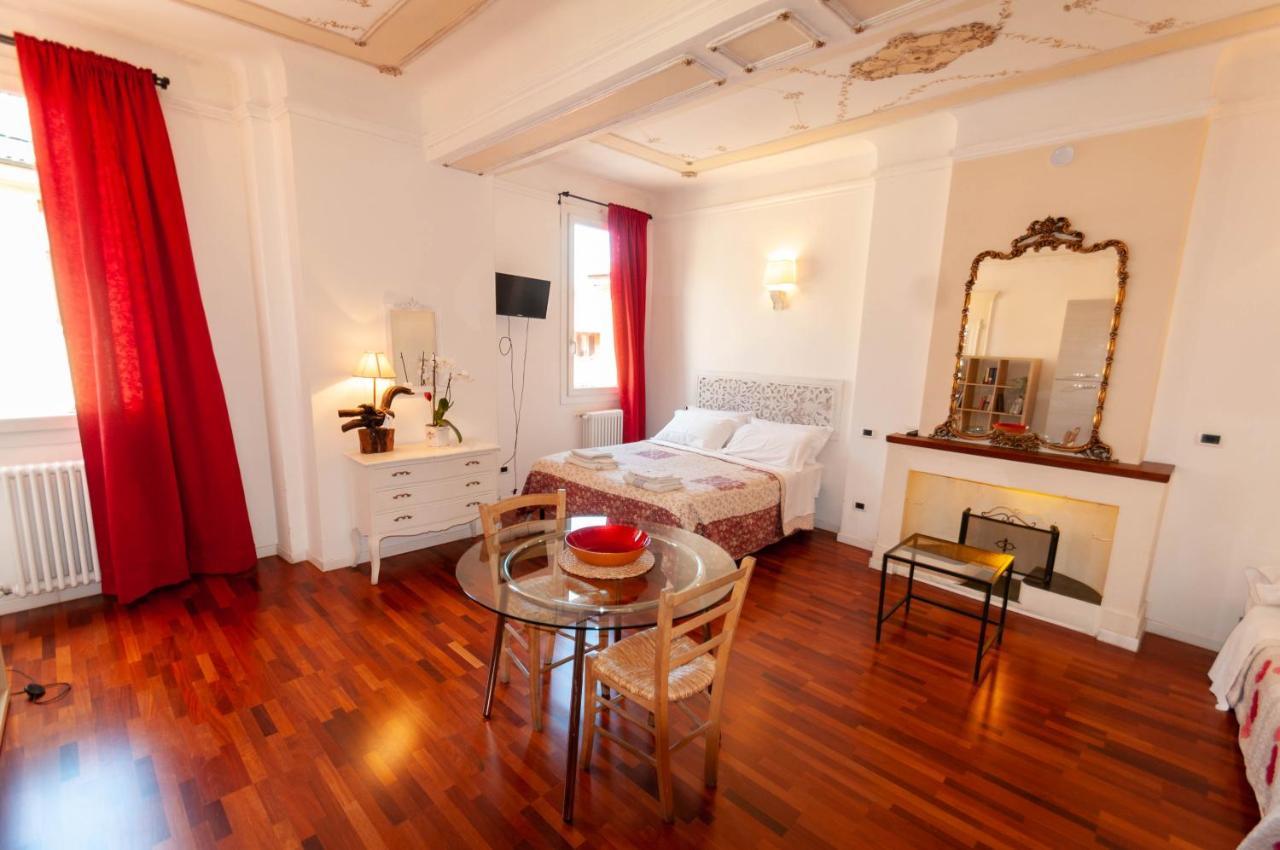 Porta Antica Apartment Bologne Extérieur photo